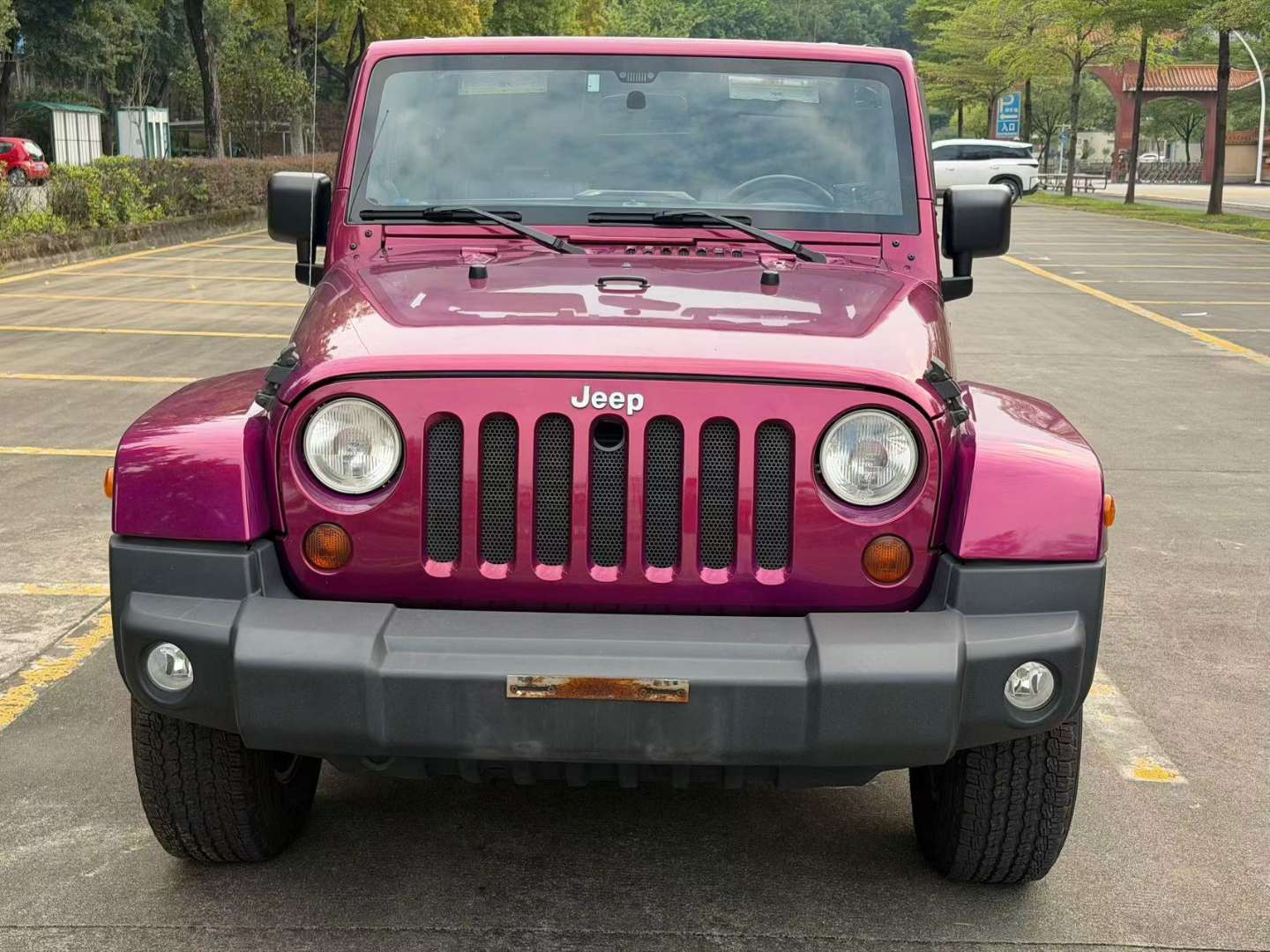 Jeep Wrangler 3.6L 2-door 4-seat Sahara 2