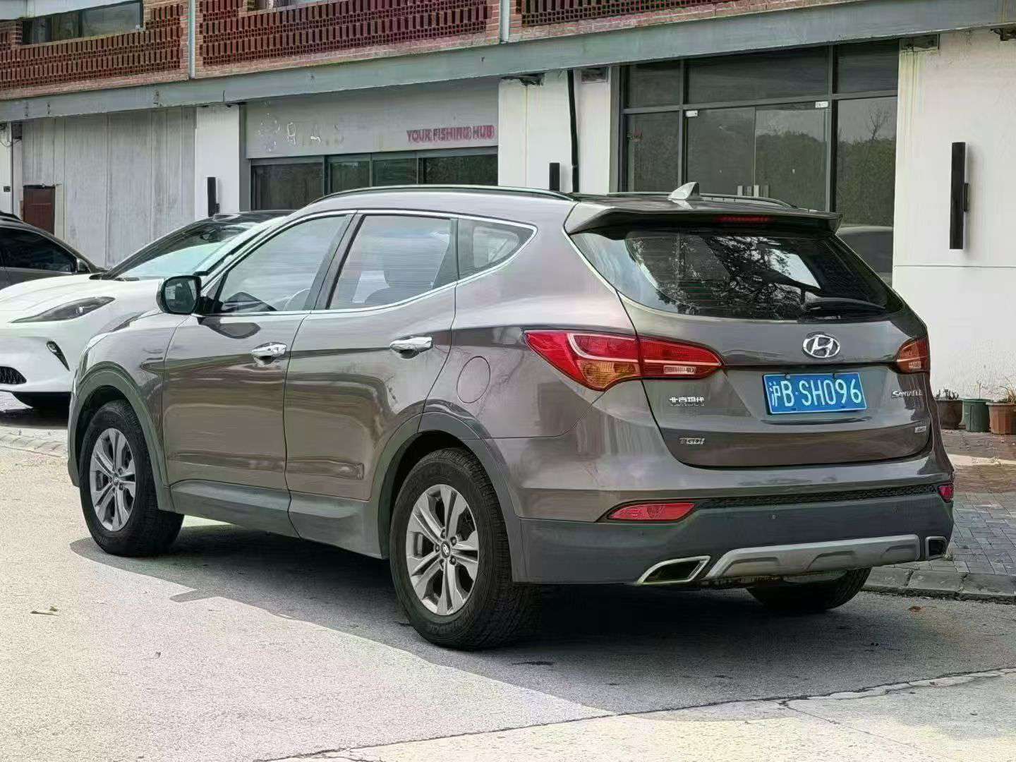 Hyundai Santa Fe 2.0T Automatic Sunroof 5-Seat 4