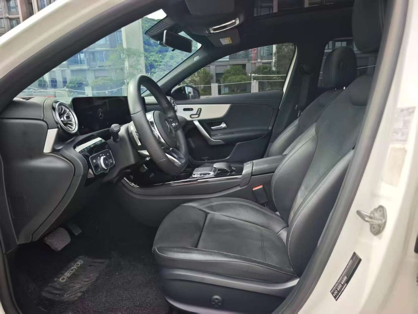 Mercedes-Benz A-Class 2019 A220L 4MATIC Sport Sedan 6