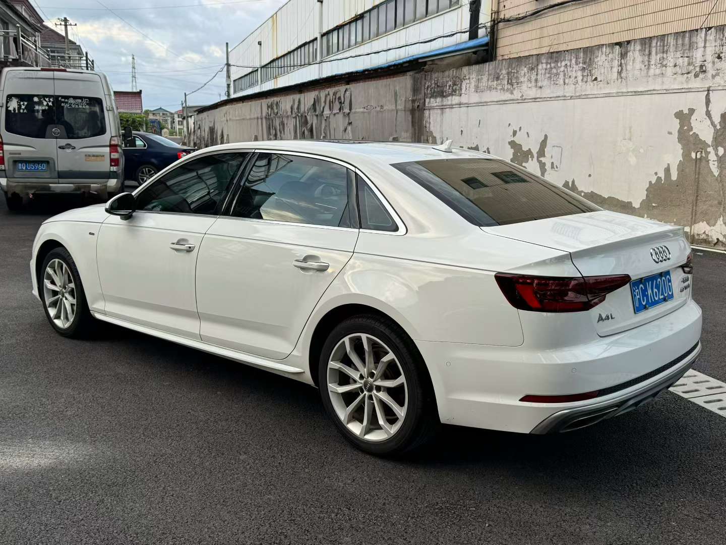 Audi A4L 40 Fashion 4