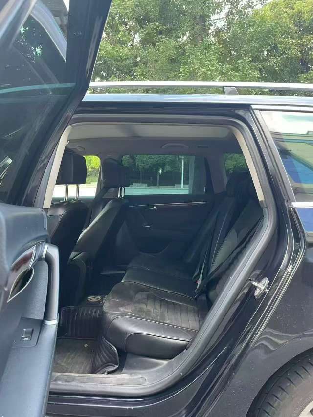Volkswagen Magotan 2.0T Wagon 5