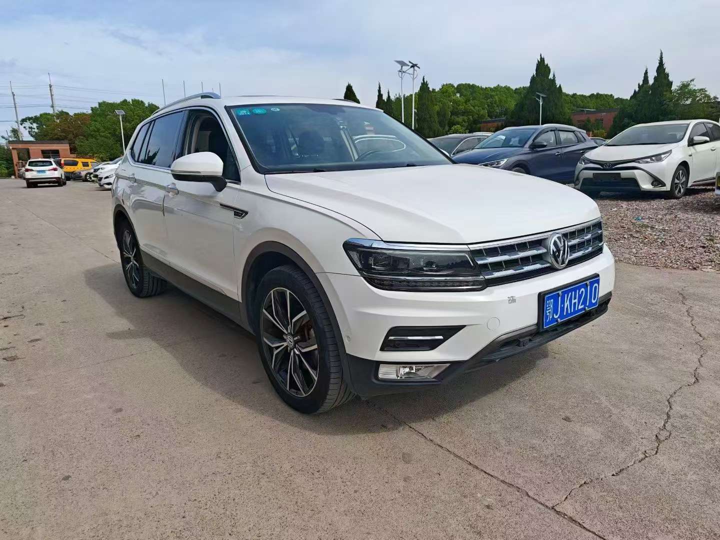Volkswagen Tiguan L 2020 380 Luxury AWD