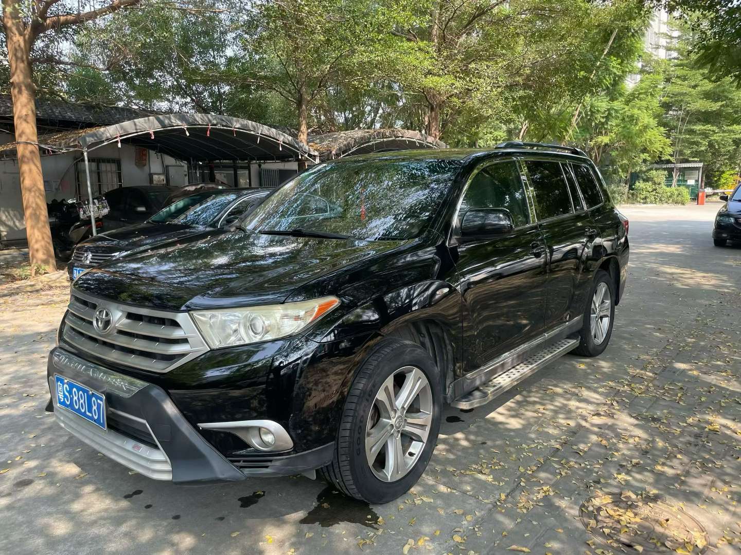 Toyota Highlander 2013 2.7L Automatic 7-Seater Luxury 3