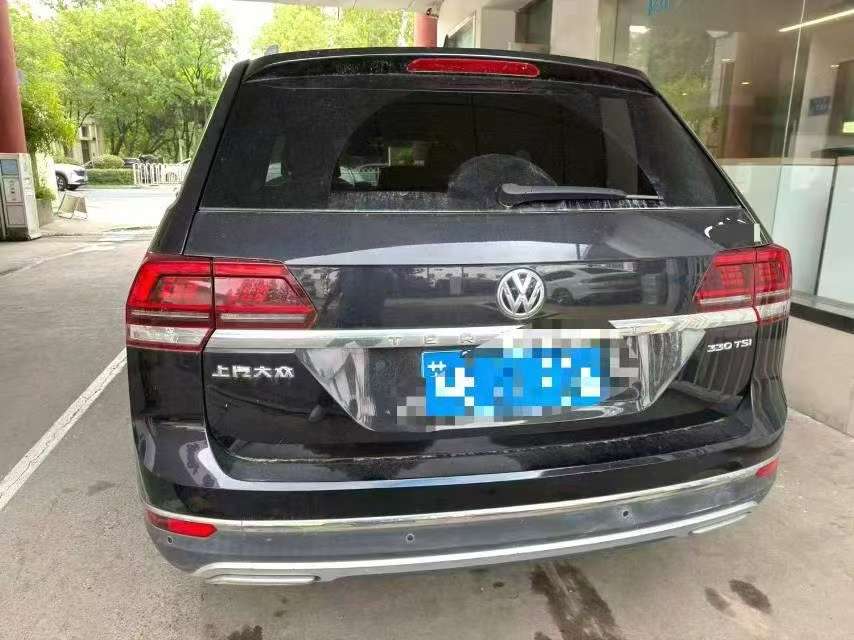 Volkswagen Teramont 2.0T 330 FWD Luxury 7-Seater 2