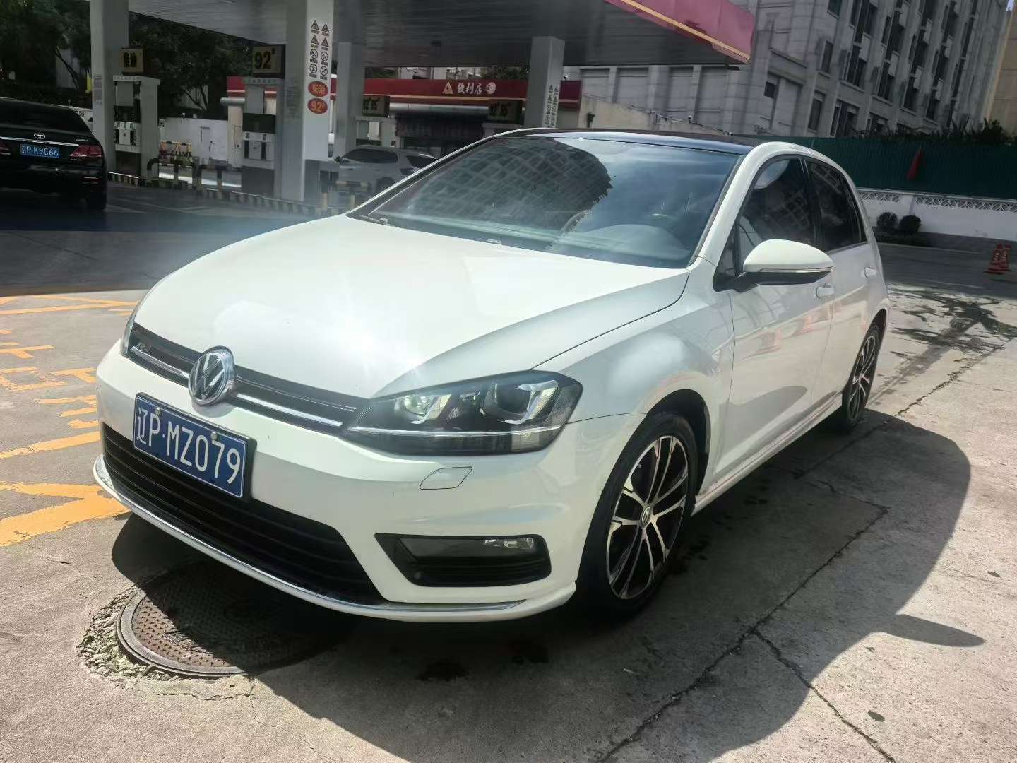 Volkswagen Golf 2016 R
