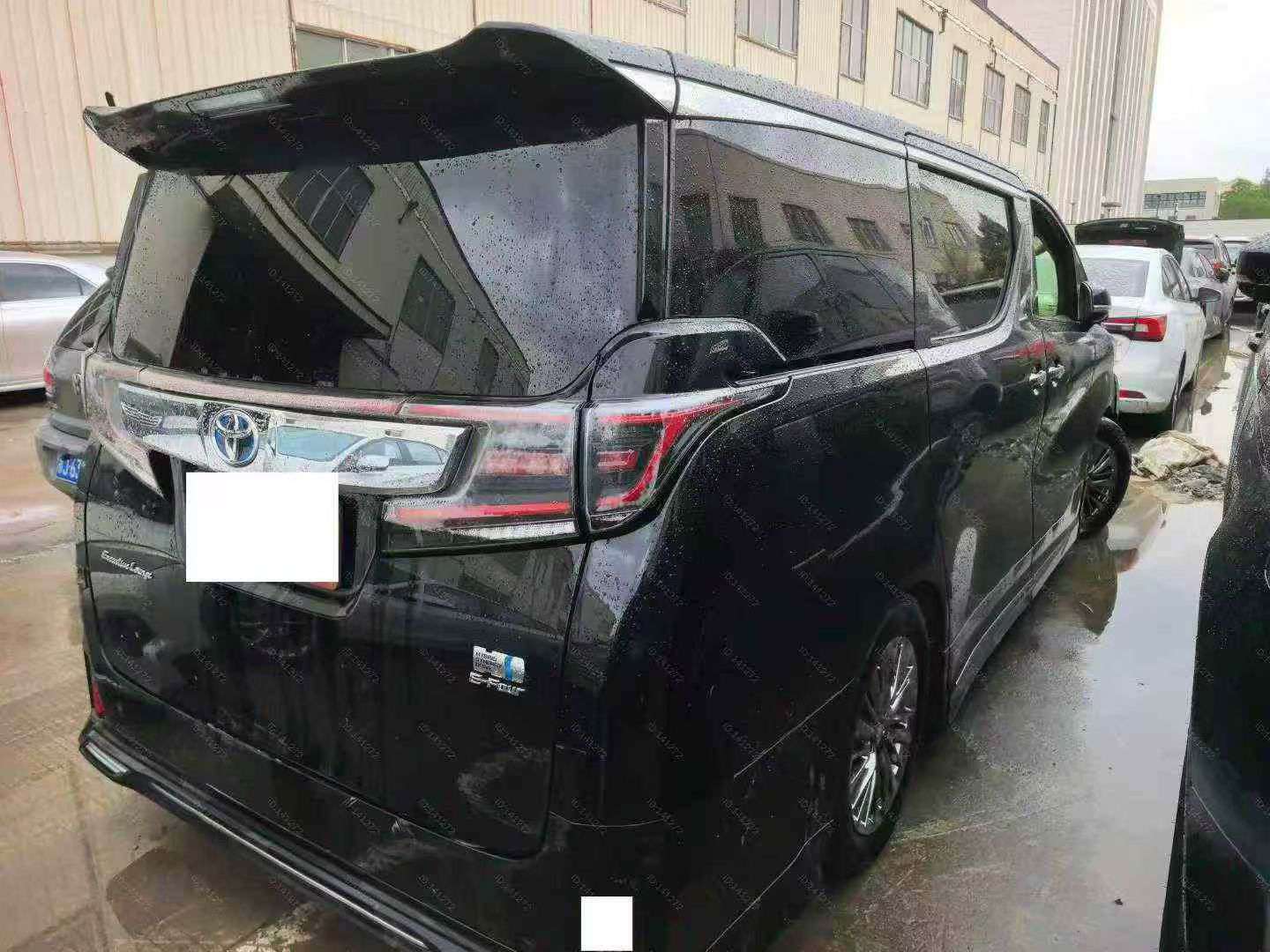 Toyota Vellfire Prestige 2.5 AWD 4