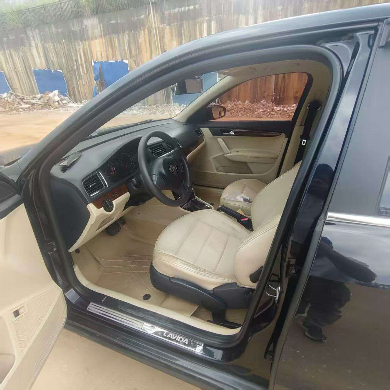 Volkswagen Lavida 7