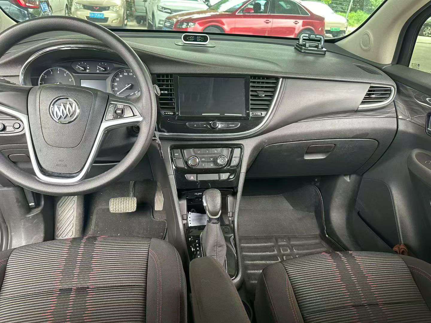 Buick Encore 6