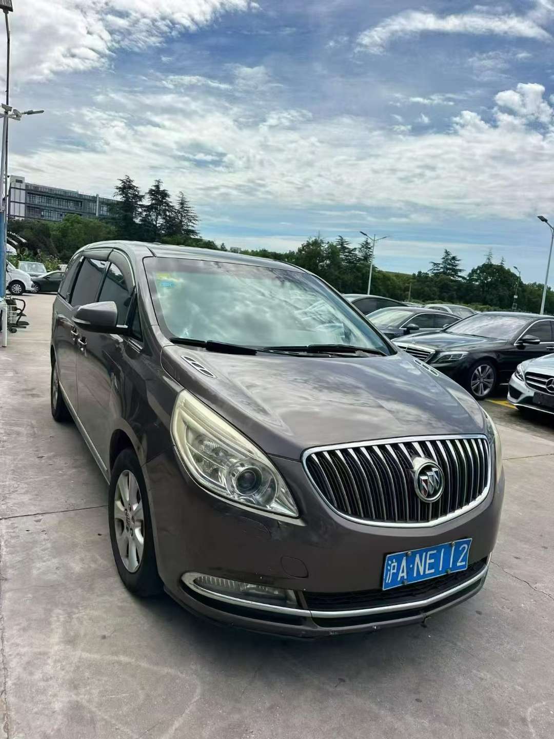 Buick GL8 3.0L High Trim