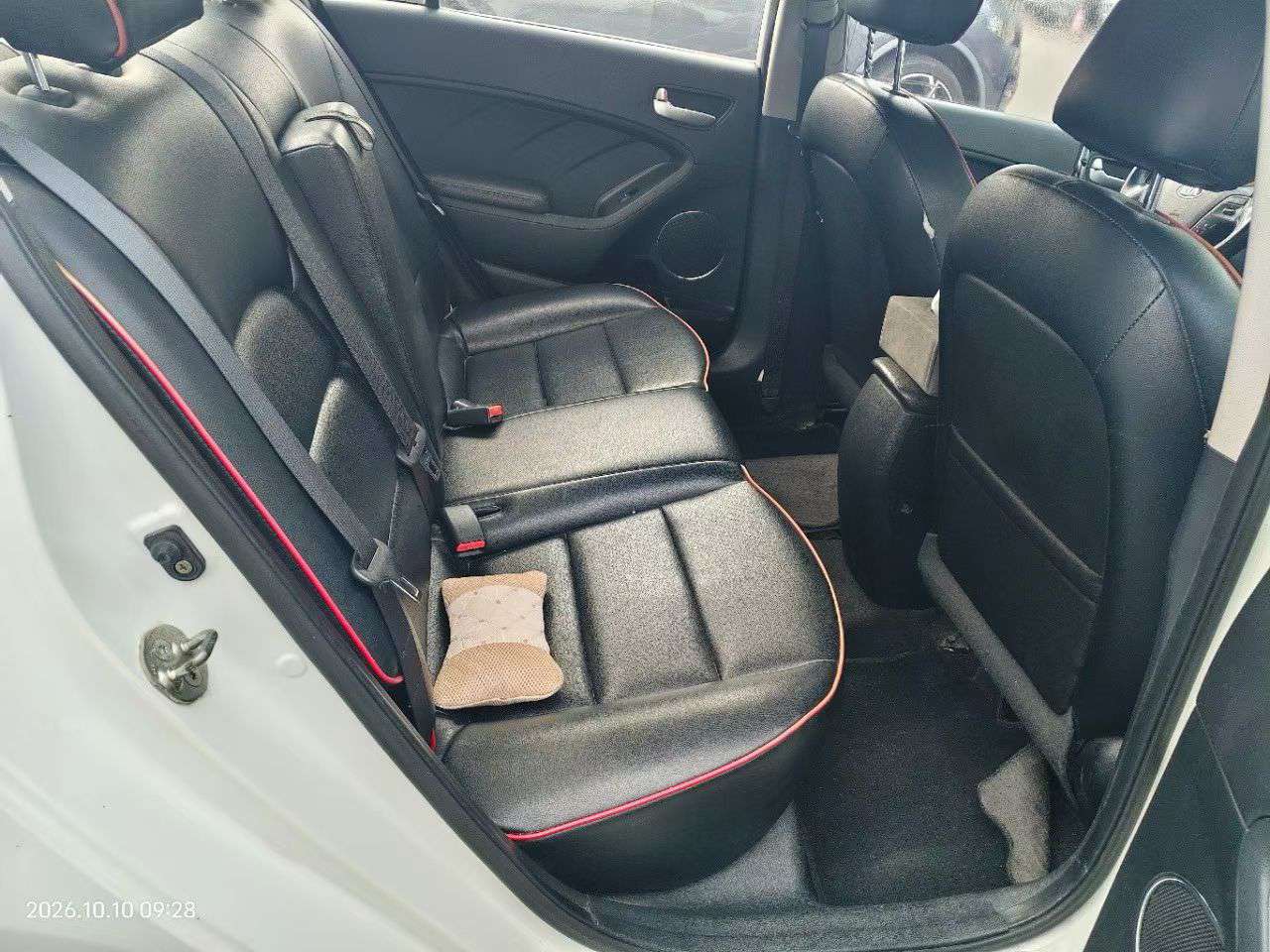 Kia K3 1.6L GL Edition 5
