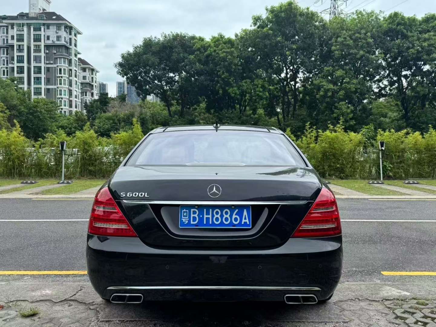 Mercedes-Benz S-Class 3