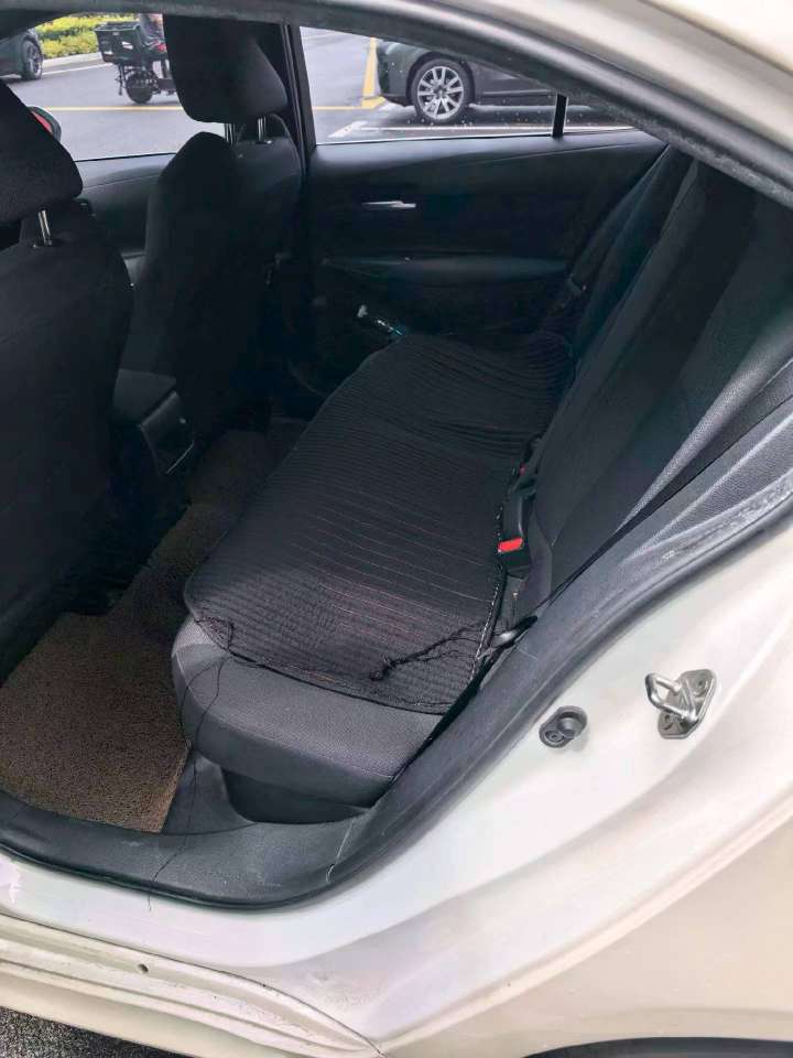 Toyota Levin 1.8 Hybrid Luxury Edition 4