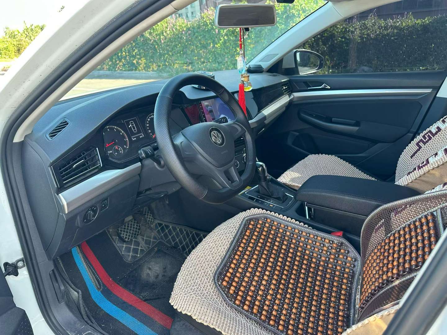 Volkswagen Bora 1.5L Automatic 2