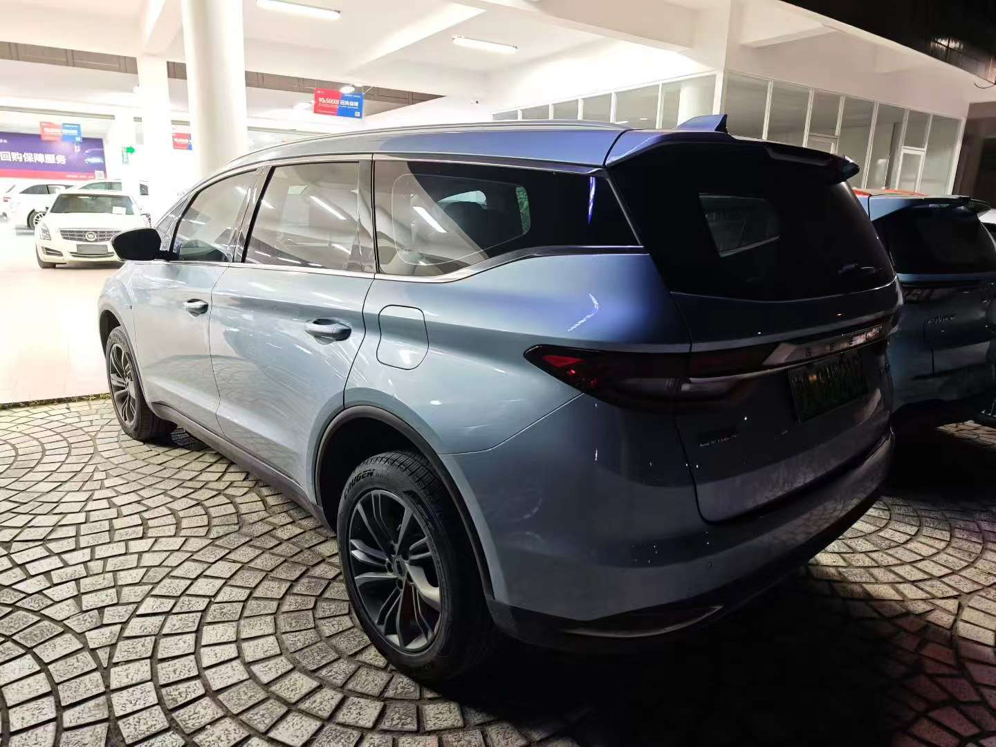 Geely Jiaji 2021 4
