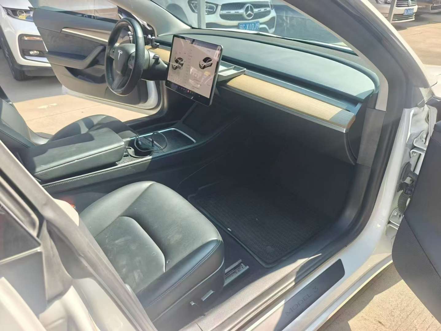 Tesla Model 3 Rear Wheel Drive 7