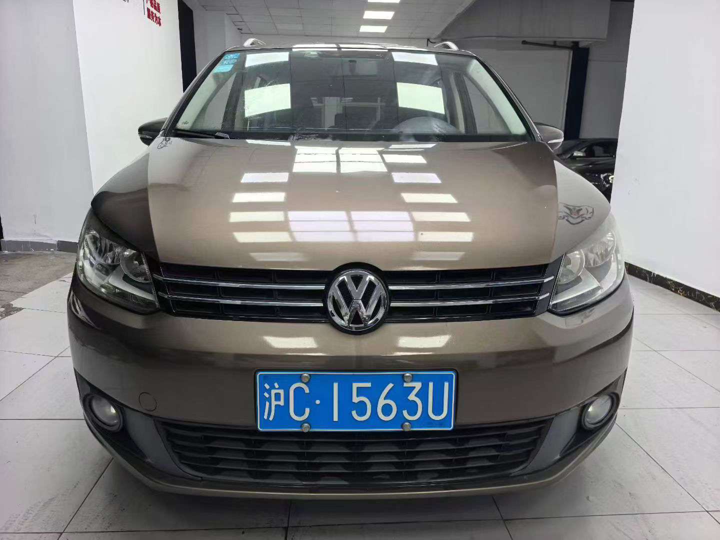 Volkswagen Touran 2