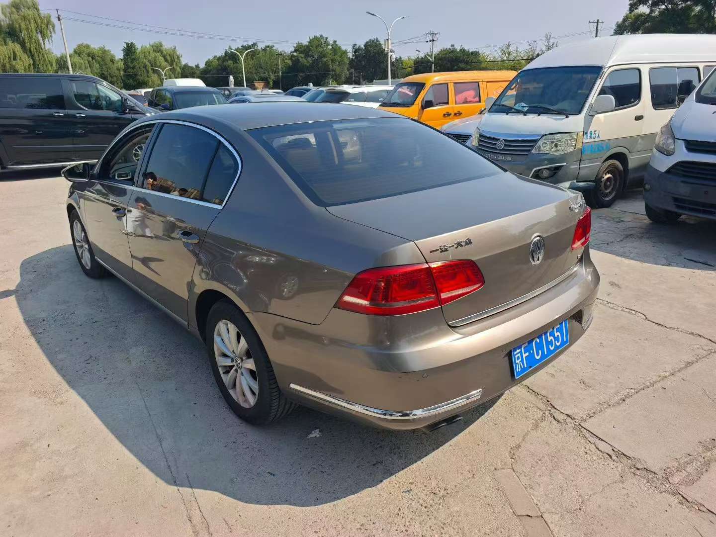 Volkswagen Magotan 1.8T Luxury 5