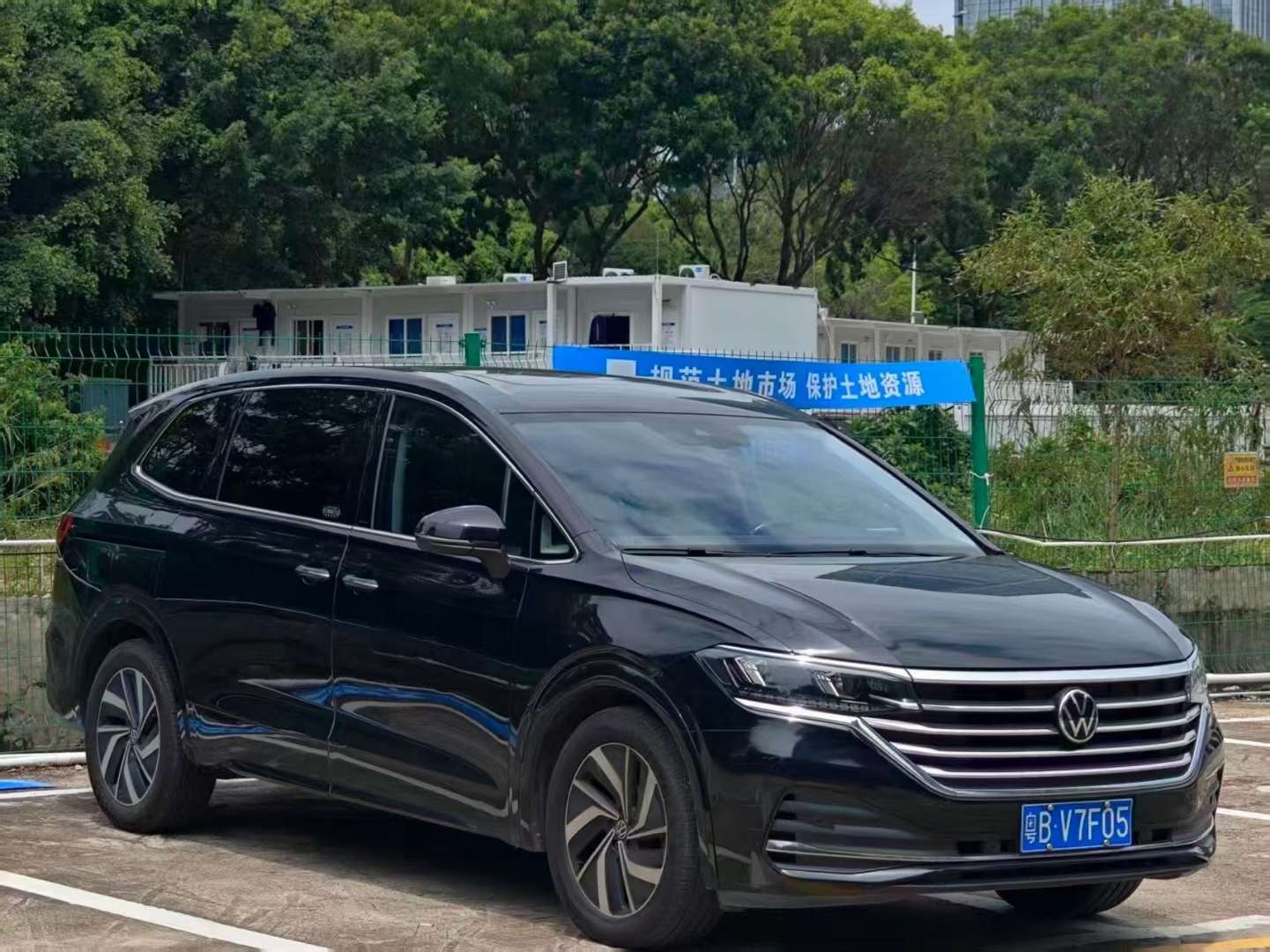 Volkswagen Viloran 2022 2.0T 380 Prestige Edition