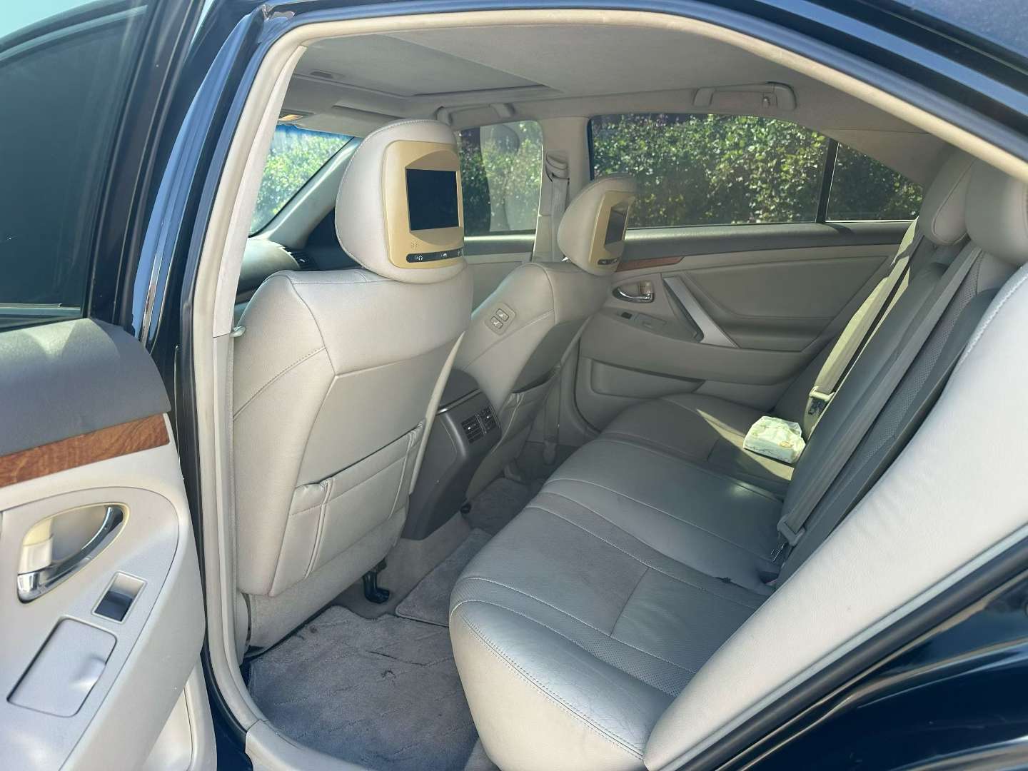 Toyota Camry 2011 2.4L Automatic Top Trim 8
