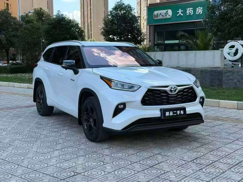 Toyota Highlander 2.5 Hybrid AWD 7-Seater