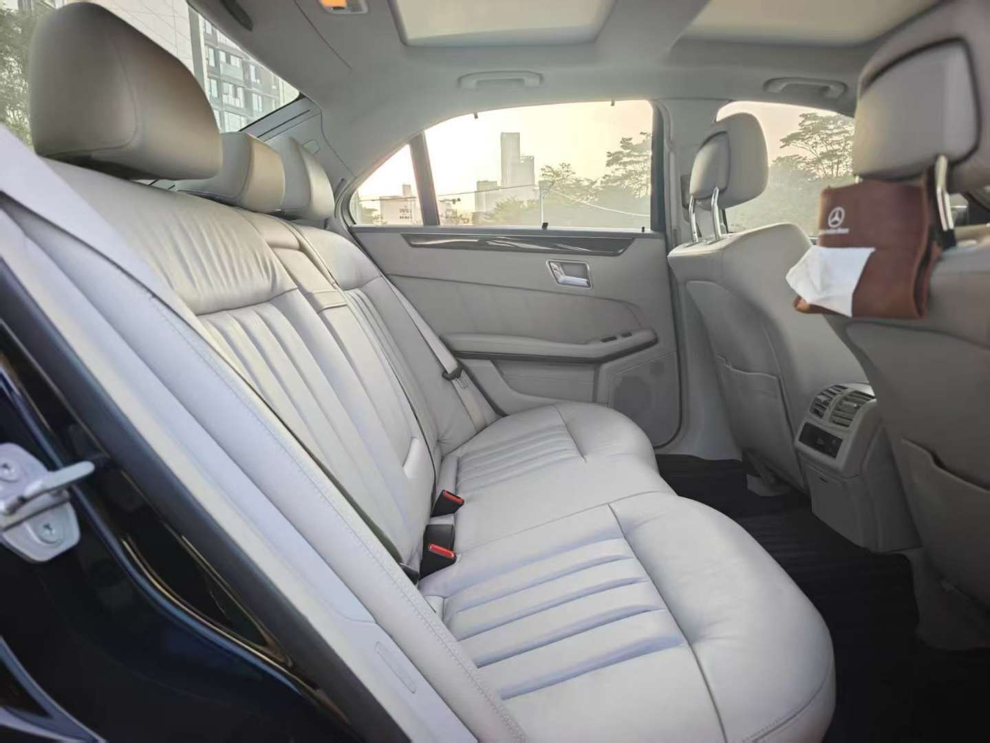 Mercedes-Benz E-Class 2009 3.0 Automatic Panoramic Sunroof Elegance 8
