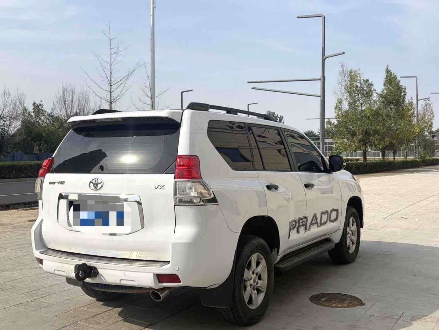 Toyota Prado 2012 4.0L Automatic 4WD 7-Seater 3