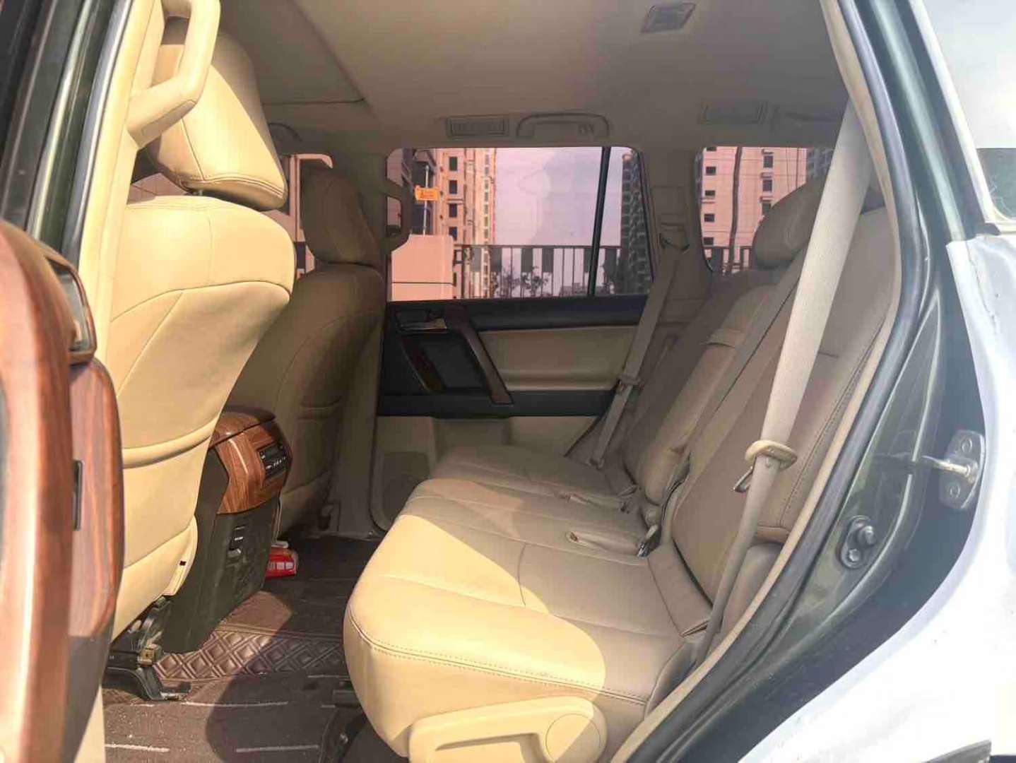 Toyota Prado 2012 4.0L Automatic 4WD 7-Seater 6