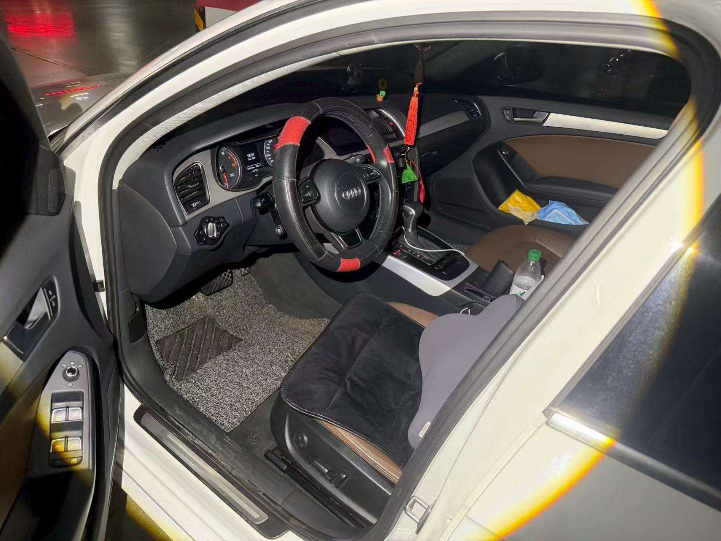 Audi A4 2.0T Standard Edition 3