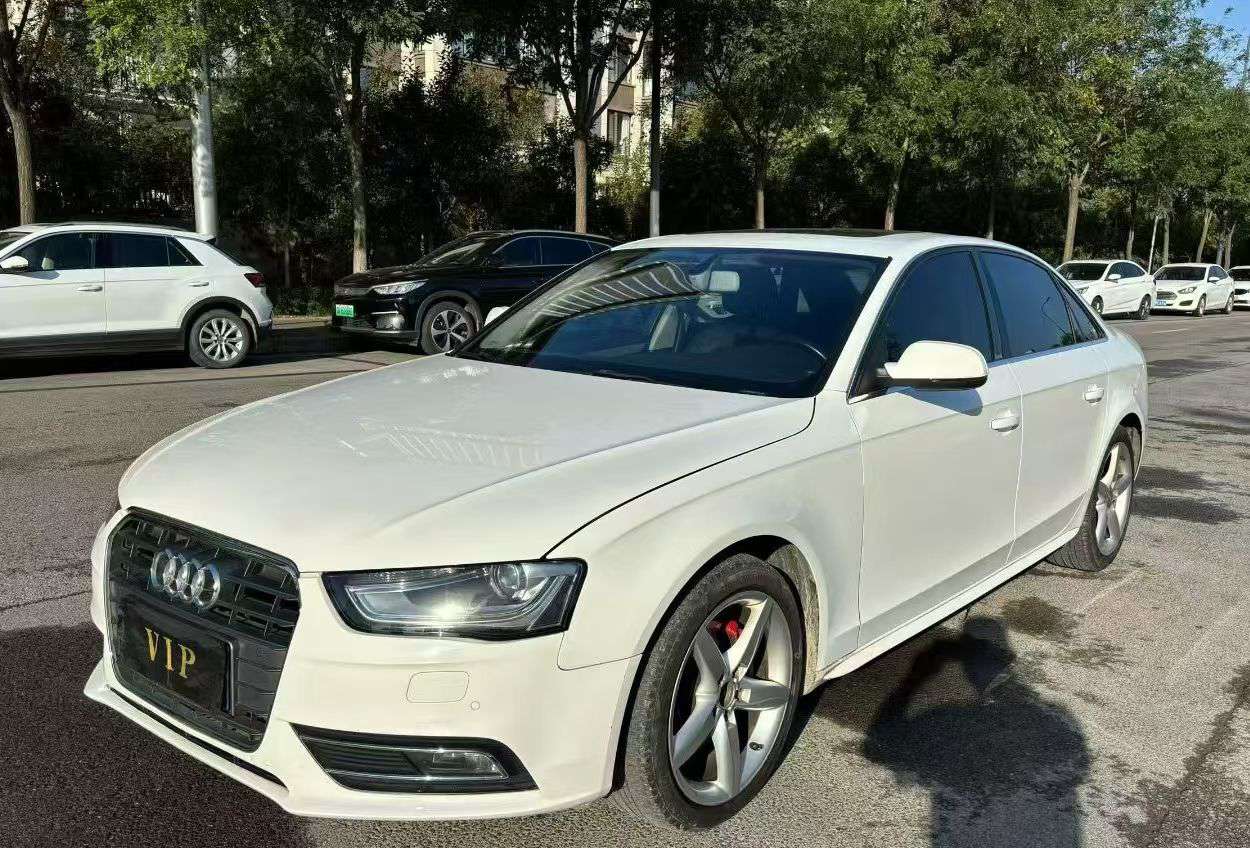 Audi A4L 2.0T Automatic Sunroof 2