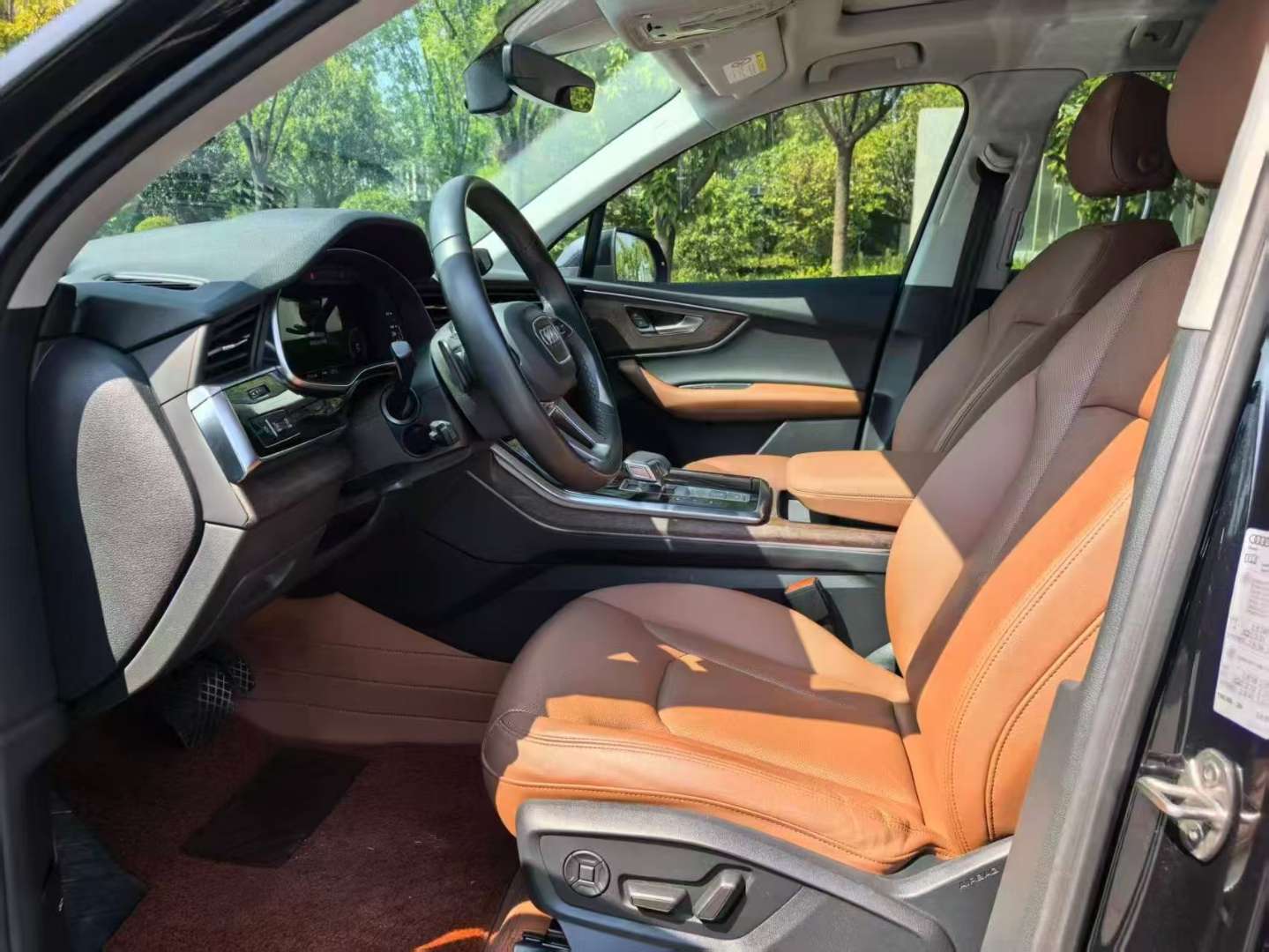 Audi Q7 3.0T 7