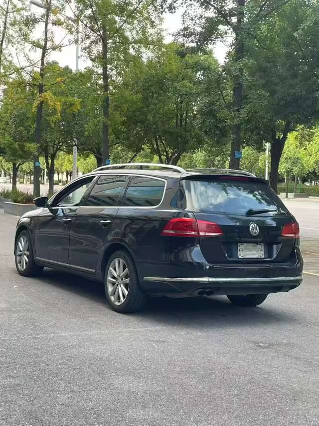 Volkswagen Magotan 2.0T Wagon 7