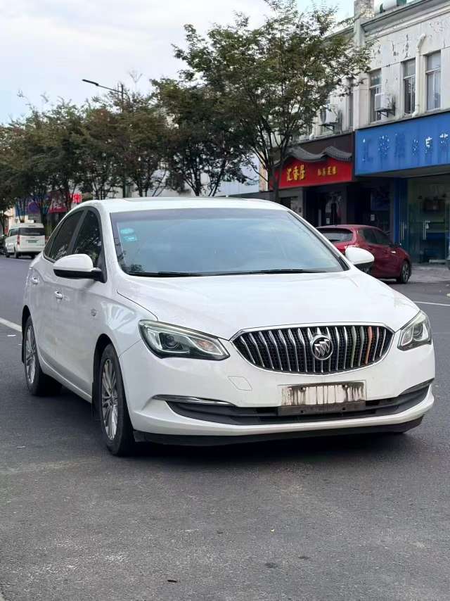 Buick Excelle 3