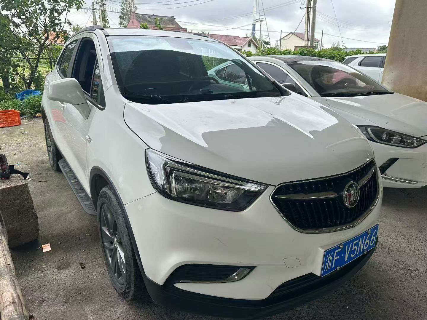 Buick Encore 3