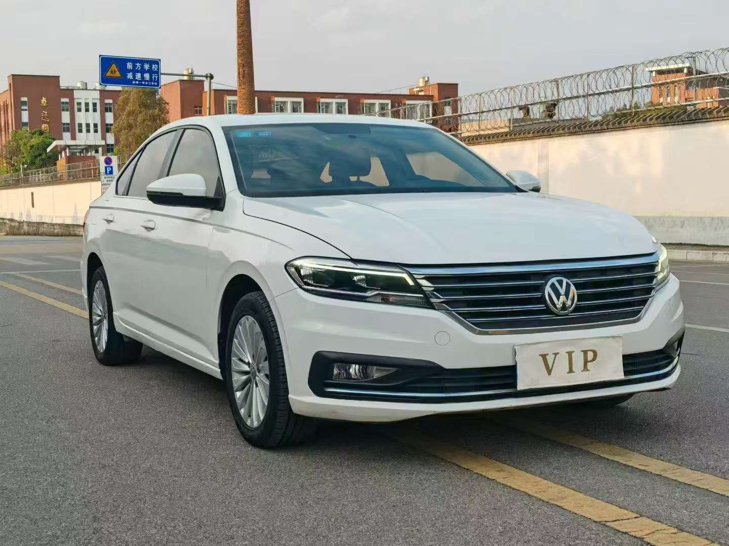 Volkswagen Lavida 1.4T 280 High Power High Trim 3