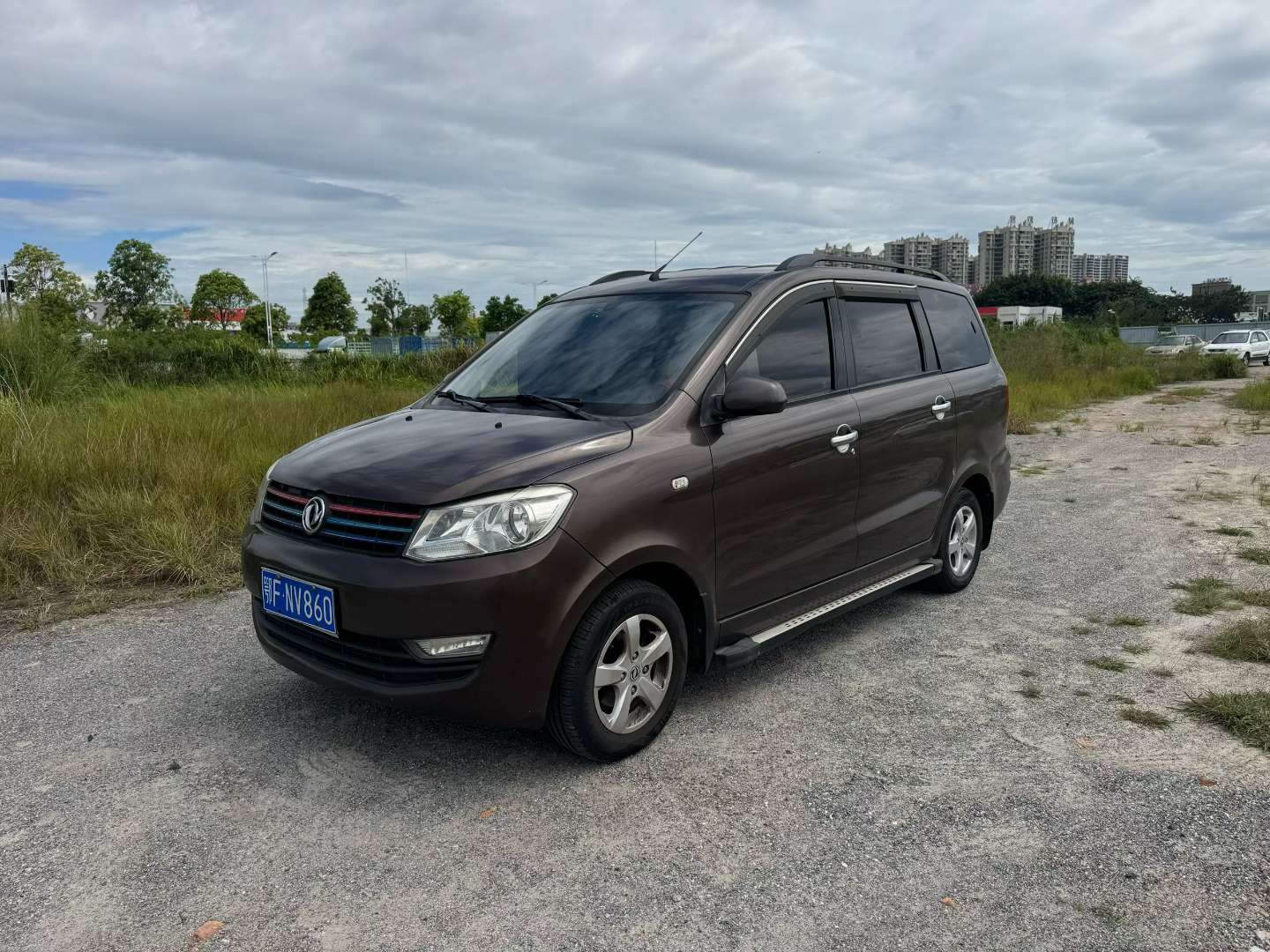 Dongfeng Fengguang 1.3L Manual 7-seater