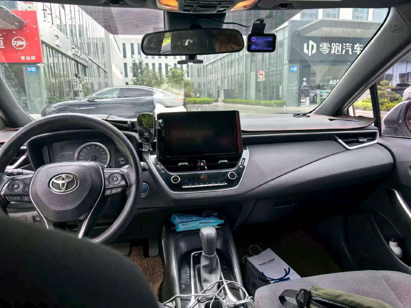 Toyota Levin 1.8 Hybrid Luxury Edition 5
