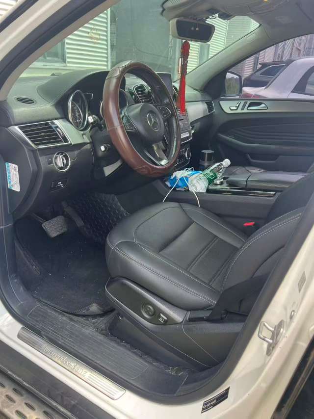 Mercedes-Benz GLE 3.0T Automatic 5