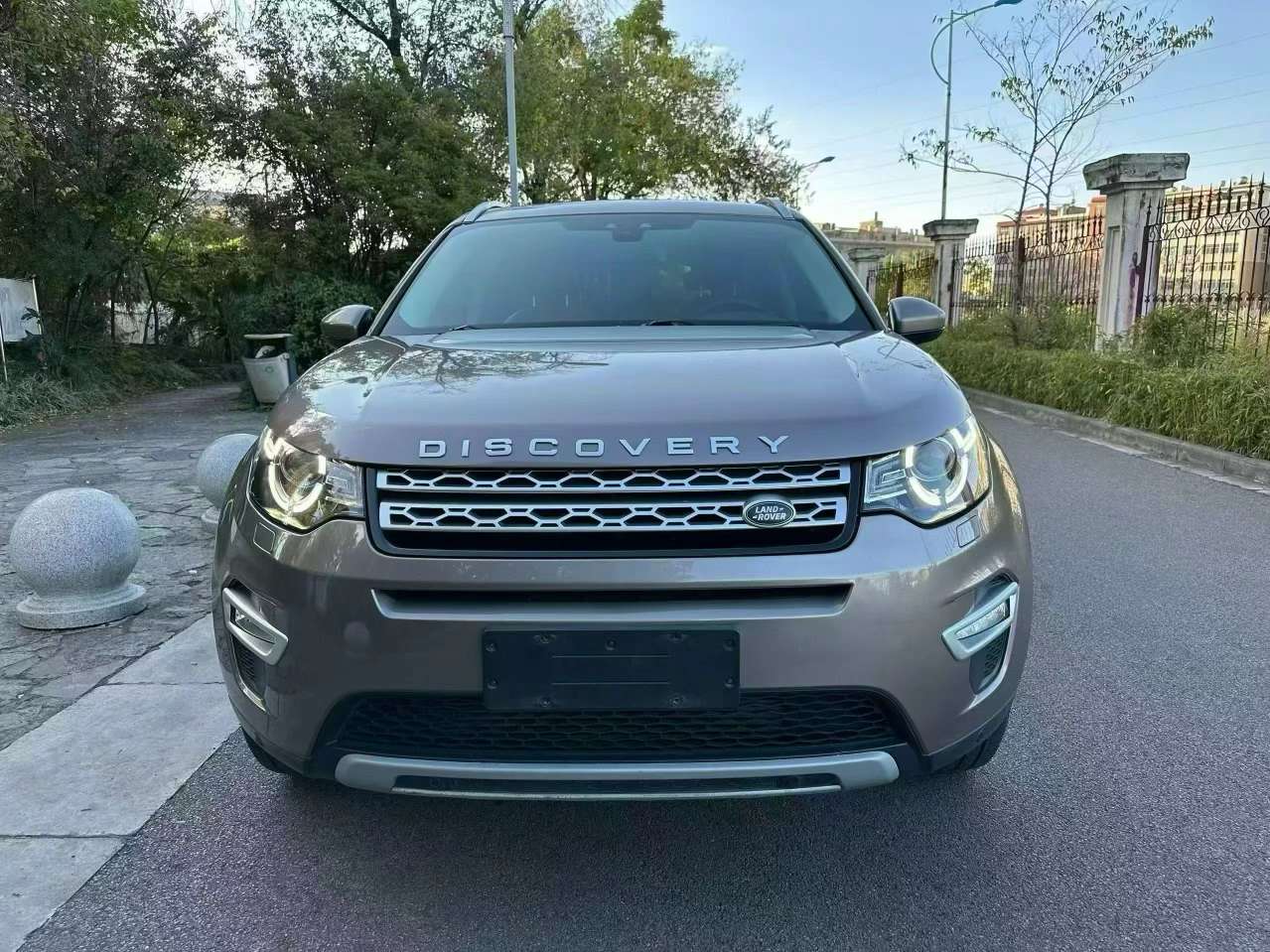 Land Rover Discovery Sport 2016 2.0T Automatic Top Trim 2