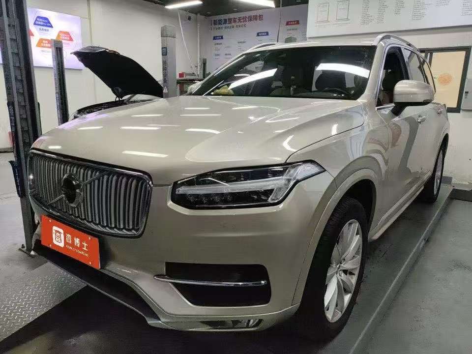 Volvo XC90 2.0T AWD T6 Zhiyi Edition 7-Seater