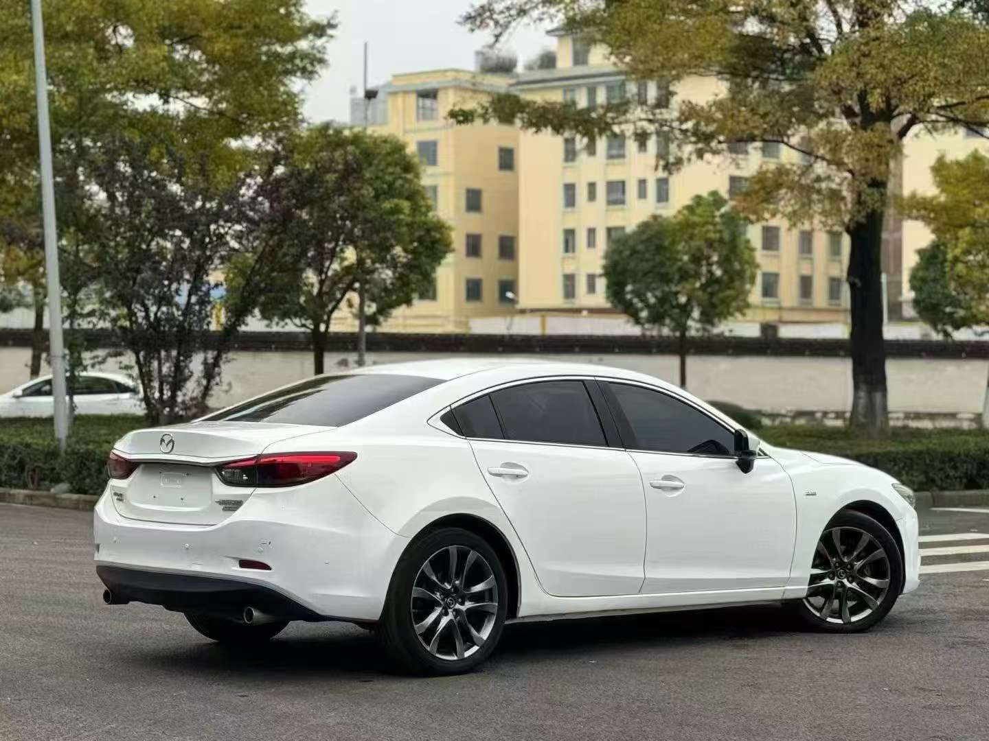 Mazda Atenza 2.5L Skyactiv Sport Edition 7