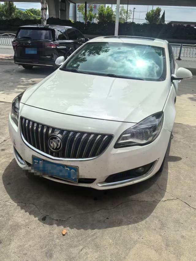 Buick Regal 1.6T Automatic Sunroof