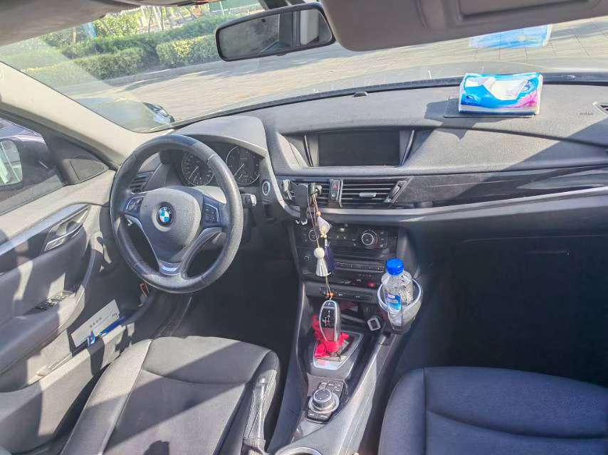 BMW X1 2.0T Trendline 4