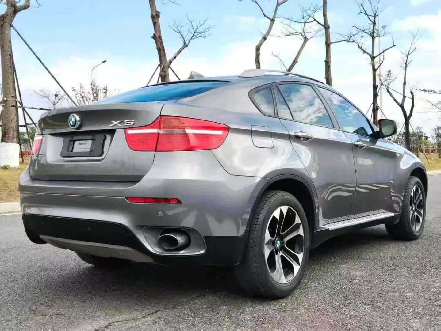 BMW X6 35i 3.0T 2