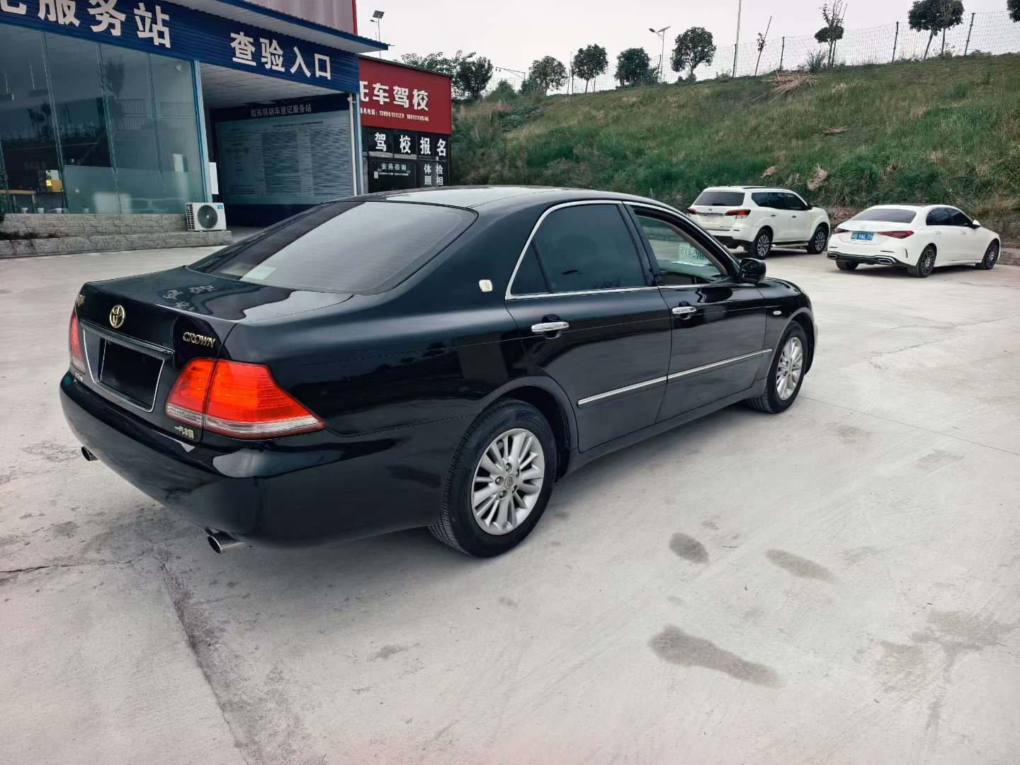 Toyota Crown 3