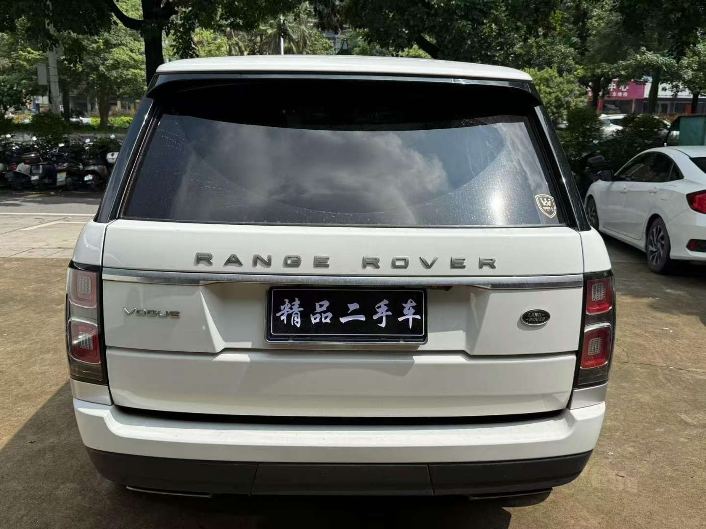 Land Rover Range Rover 2022 3.0 360PS Heritage Edition 3