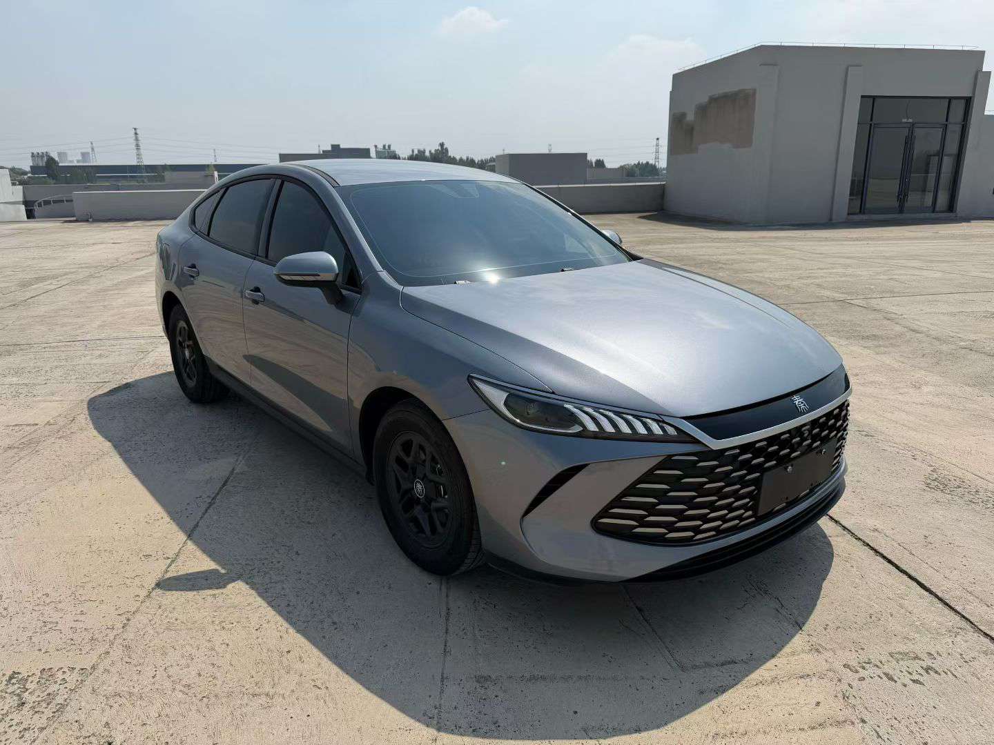 BYD Qin PLUS 2025 1.5L Leading Edition 3