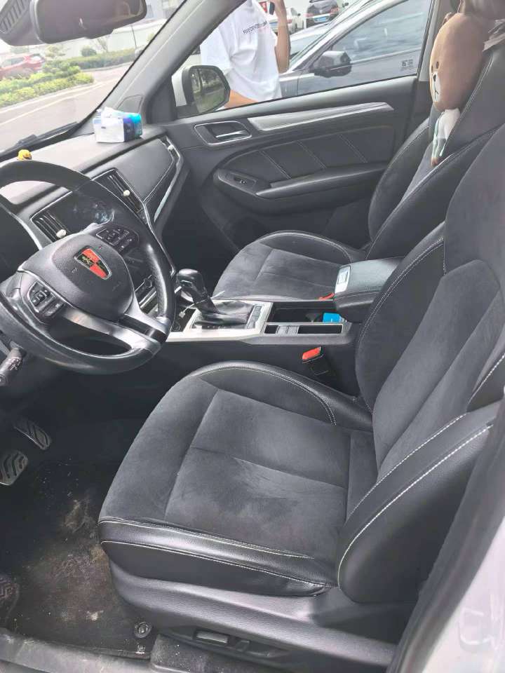 Roewe eRX5 1.5T Internet Zunrong Flagship Edition 3