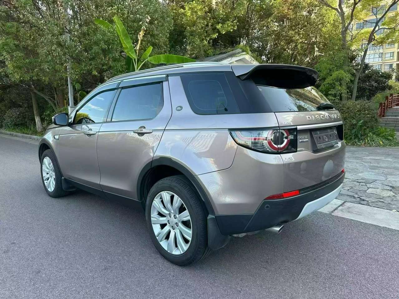 Land Rover Discovery Sport 2016 2.0T Automatic Top Trim 9