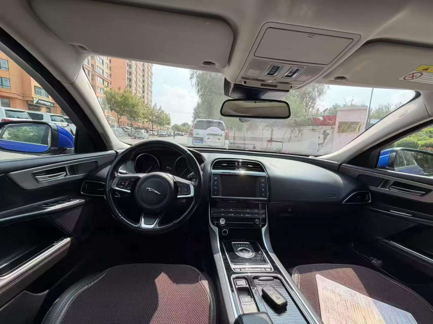 Jaguar XEL 2018 XEL 7