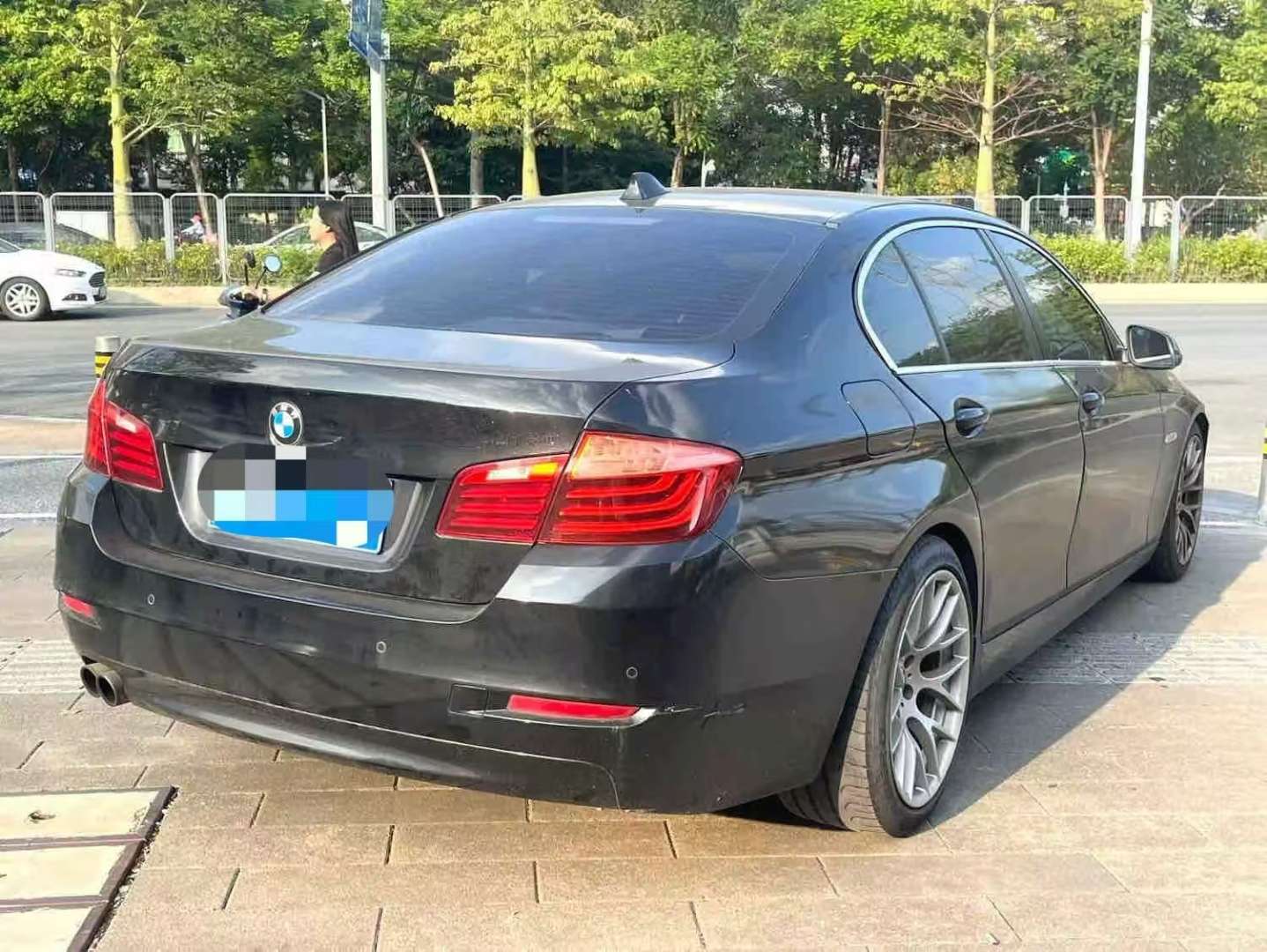 BMW 5 Series 2014 520Li 2.0T Elegant Edition (Facelift) 5